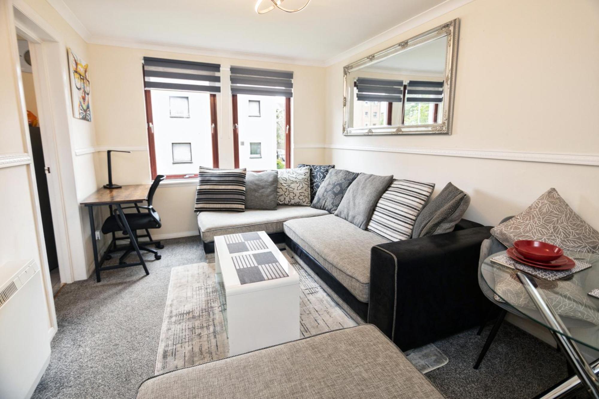 The Summit Apartment - Aberdeen City Centre - Perfect For Long And Short Stay Exterior photo